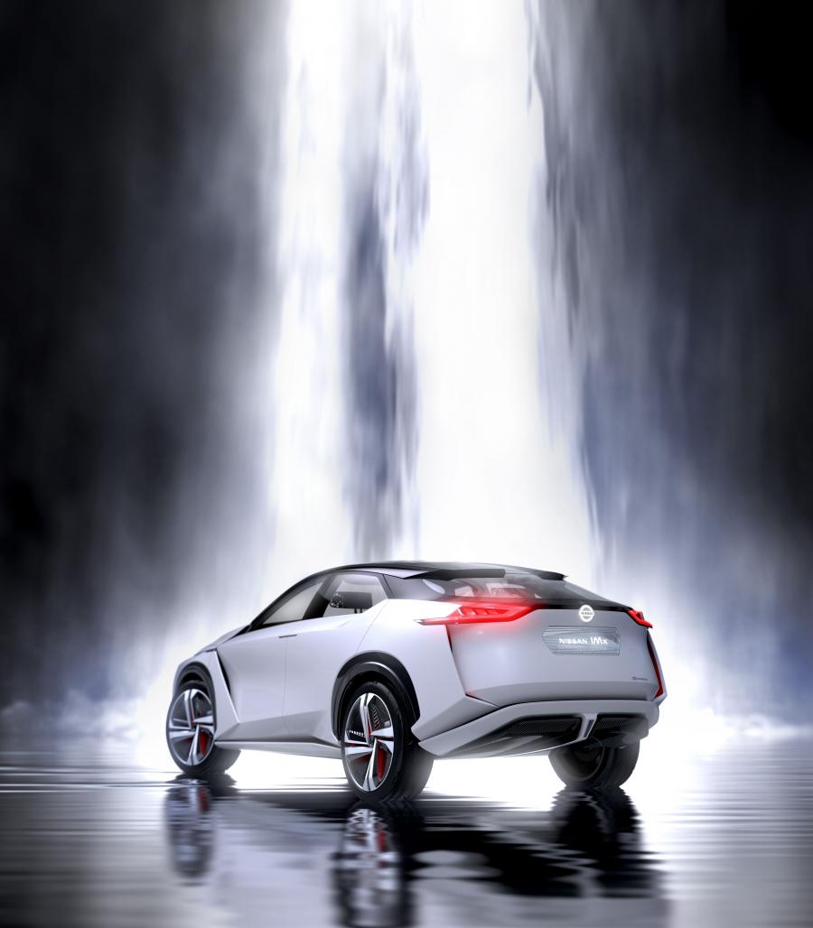  Nissan IMx 2017 года  (фото 1 из 28)